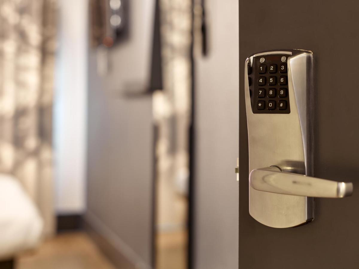 B&B Hotel Le Creusot モンチャニン エクステリア 写真